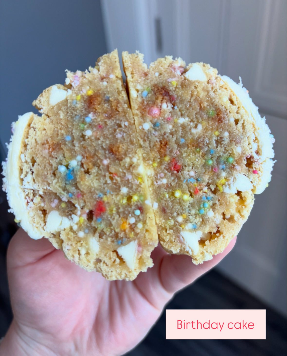 Box of 4 Stuffed Cookies
