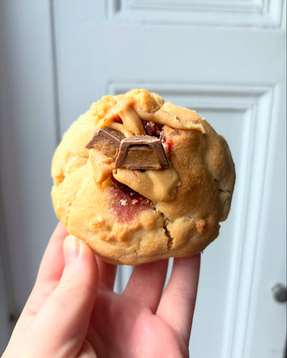 Box of 4 Stuffed Cookies